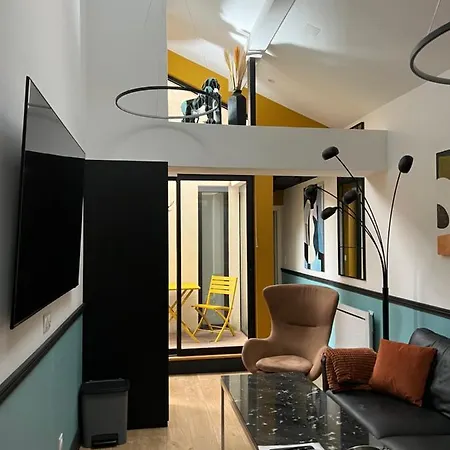 Les De Stanislas Jacuzzi & Apartment