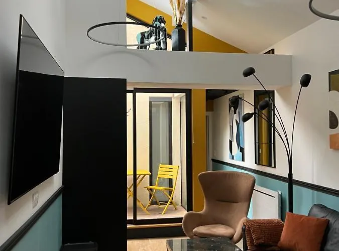 Les De Stanislas Jacuzzi & Lägenhet