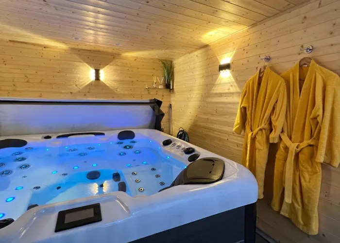 Les De Stanislas Jacuzzi & Lägenhet